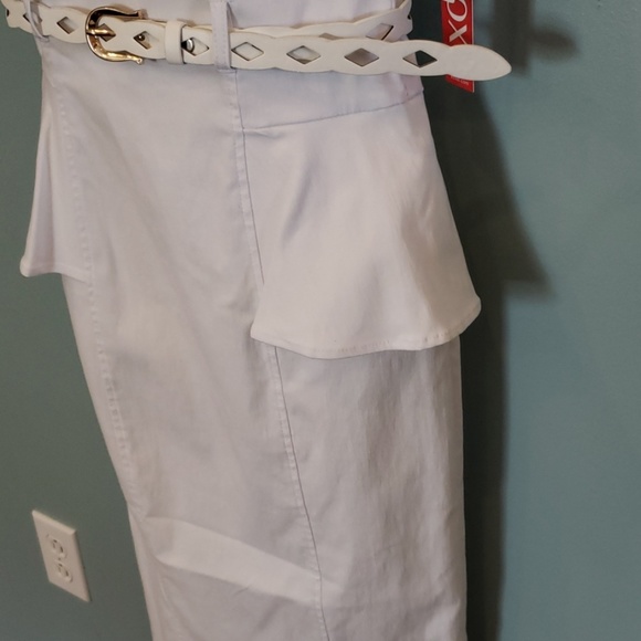 [XOXO] White one piece dress - Picture 3 of 8